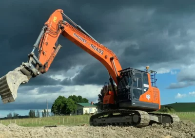 13 ton Excavator at work